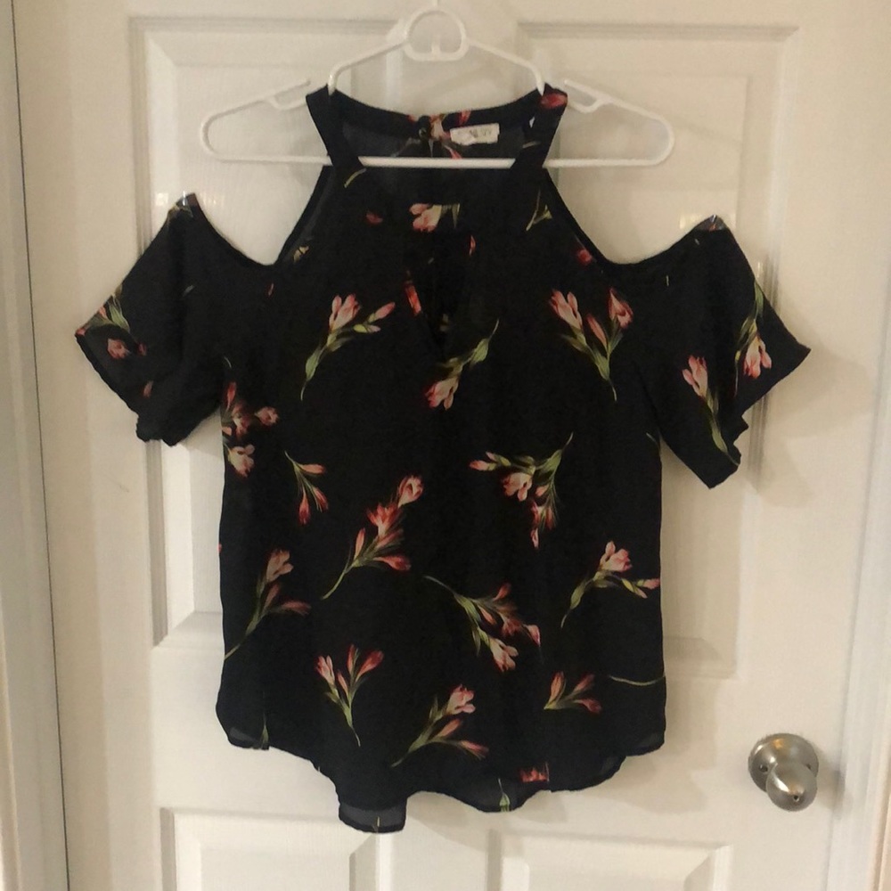 Black floral top